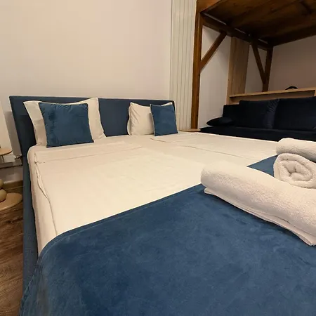 Ultra-central In The Dauerbach Palace Apartment *